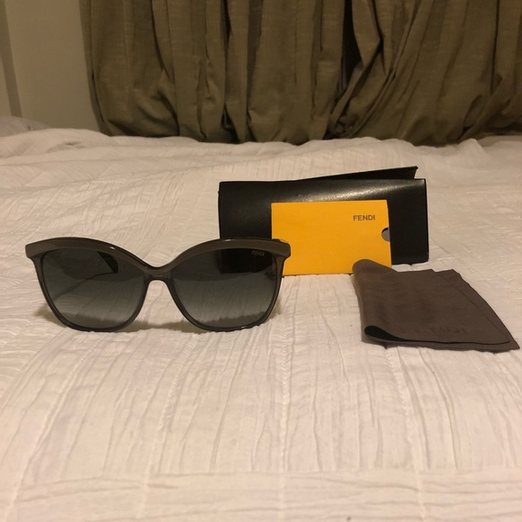 Fendi Accessories - Beautiful Fending Sunglasses